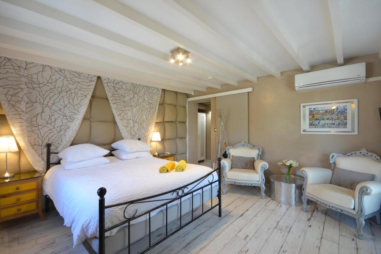 Chambres D Hotes Le Mas Julien Piscine Chauffee Adult Only オランジュ エクステリア 写真